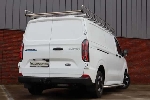 Ford E-Transit Custom (2026) thumbnail 10
