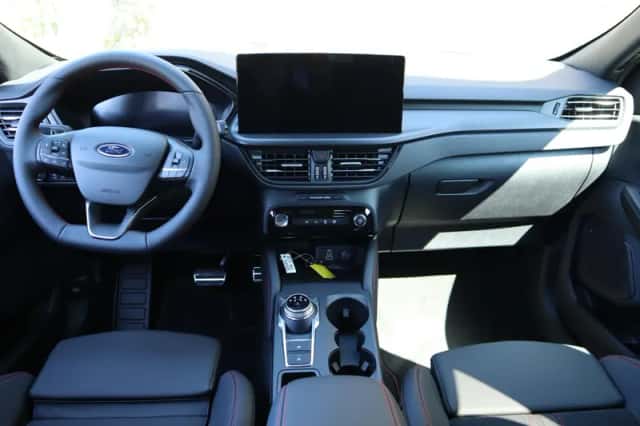 Ford Kuga (2026) thumbnail 23