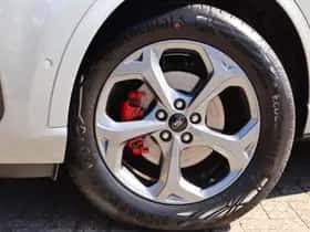 Ford Kuga (2026) thumbnail 5