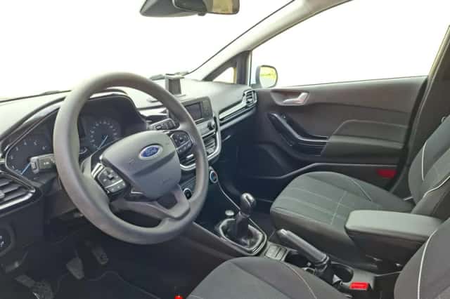 Ford Fiesta (2018) thumbnail 16