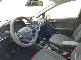 Ford Fiesta (2018) thumbnail 16