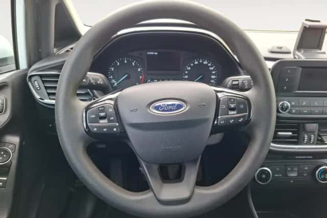 Ford Fiesta (2018) thumbnail 21