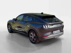 Ford Mustang Mach-E (2022) thumbnail 7