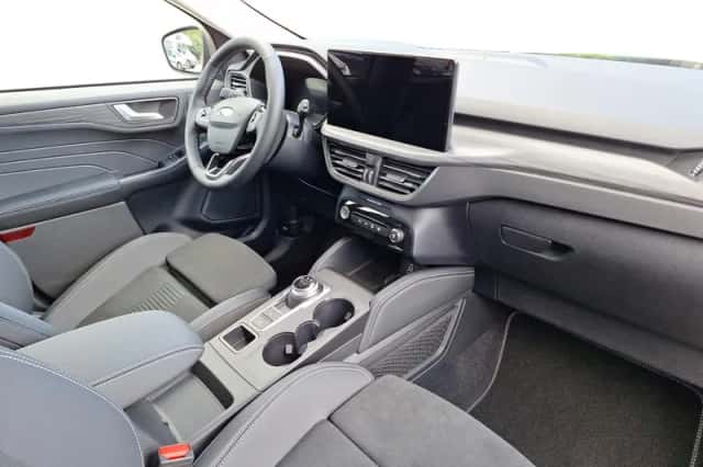 Ford Kuga (2026) thumbnail 17