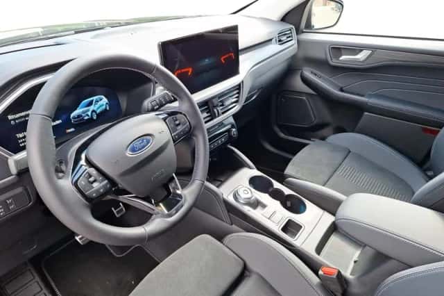 Ford Kuga (2026) thumbnail 18