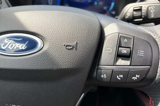 Ford Kuga (2022) thumbnail 17