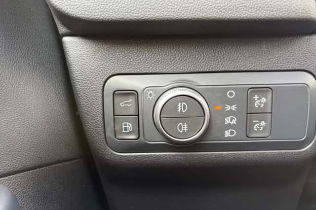 Ford Kuga (2022) thumbnail 31