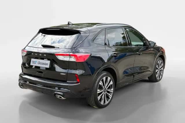Ford Kuga (2022) thumbnail 5