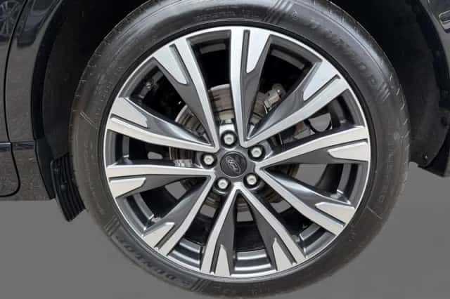 Ford Kuga (2022) thumbnail 8