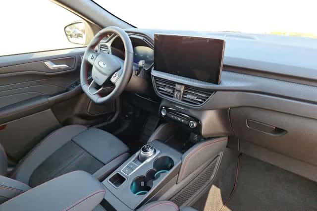 Ford Kuga (2026) thumbnail 12