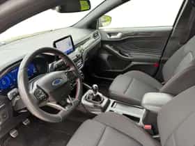 Ford Focus (2021) thumbnail 10