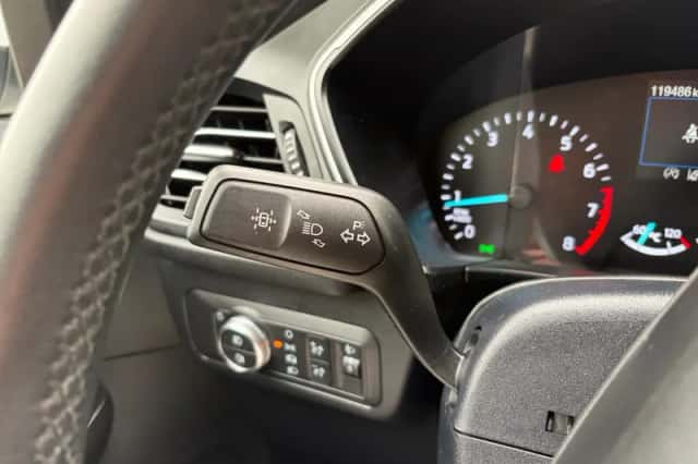 Ford Kuga (2020) thumbnail 18