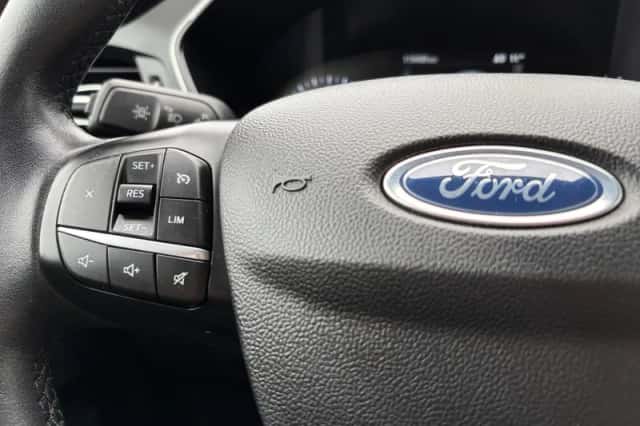 Ford Kuga (2020) thumbnail 19