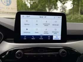 Ford Kuga (2020) thumbnail 28