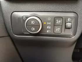 Ford Kuga (2020) thumbnail 33