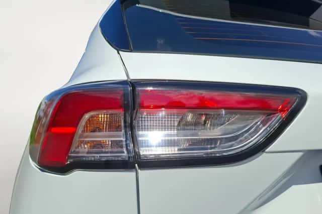 Ford Kuga (2020) thumbnail 9