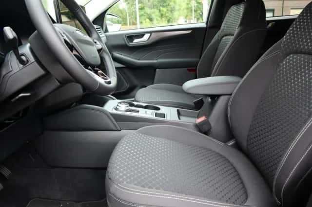 Ford Kuga (2026) thumbnail 25