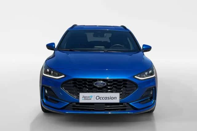Ford Focus (2023) thumbnail 2