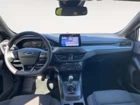 Ford Focus (2023) thumbnail 11