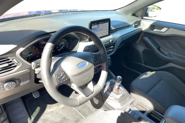 Ford Focus (2023) thumbnail 10