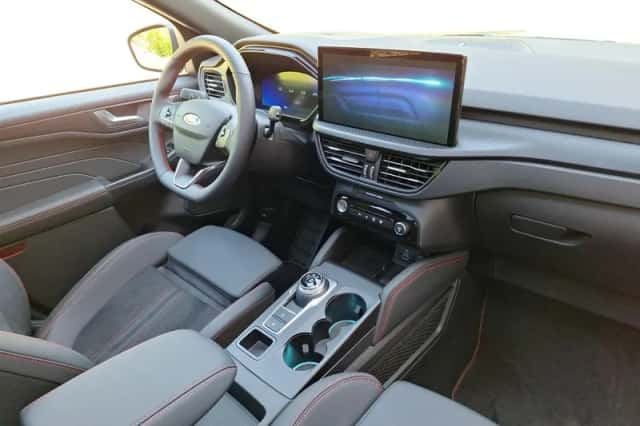 Ford Kuga (2026) thumbnail 31