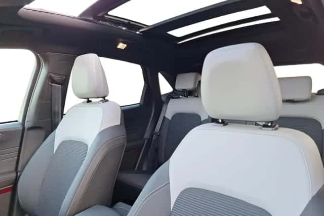 Ford Kuga (2026) thumbnail 14