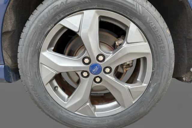 Ford S-Max (2023) thumbnail 8