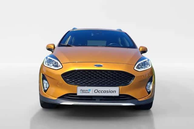 Ford Fiesta (2018) thumbnail 3