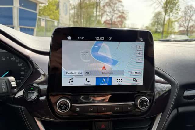 Ford Fiesta (2018) thumbnail 20