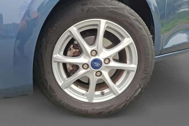 Ford Fiesta (2021) thumbnail 2