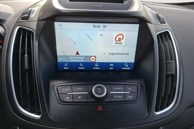 Ford C-Max (2018) thumbnail 25