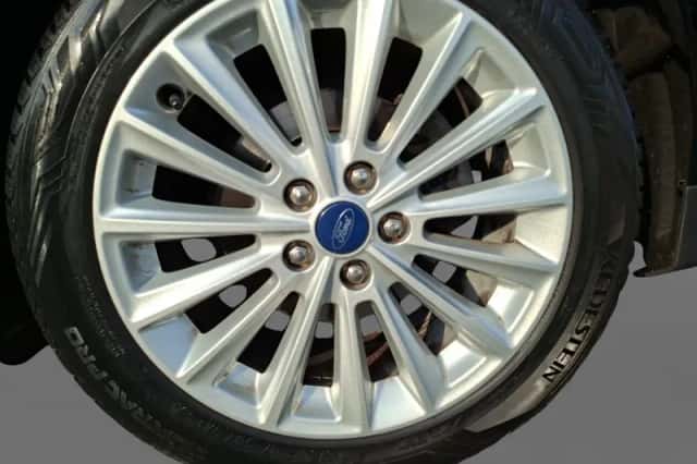 Ford C-Max (2018) thumbnail 8