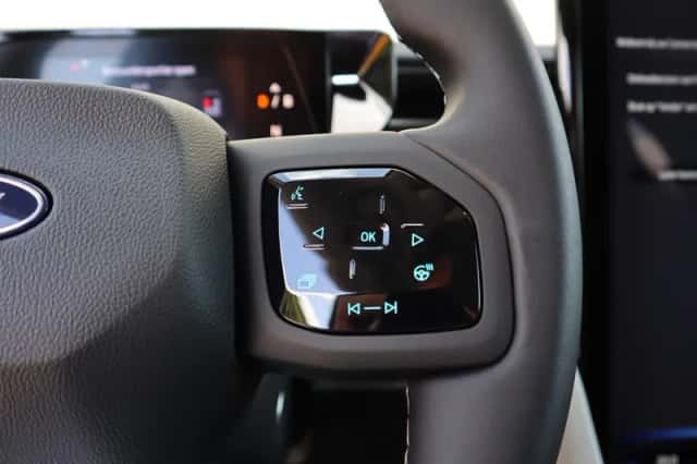 Ford Explorer (2026) thumbnail 18