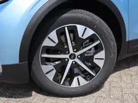 Ford Explorer (2026) thumbnail 3