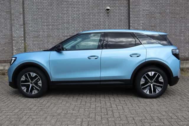 Ford Explorer (2026) thumbnail 4