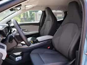 Ford Explorer (2026) thumbnail 10