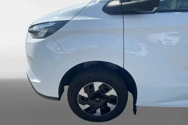 Ford E-Transit Custom (2026) thumbnail 11