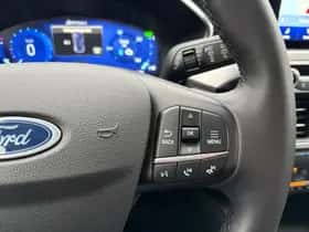 Ford Kuga (2023) thumbnail 16