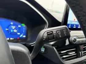 Ford Kuga (2023) thumbnail 21