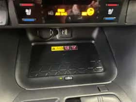 Toyota RAV4 (2024) thumbnail 25