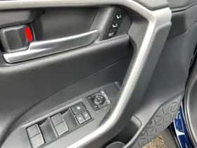 Toyota RAV4 (2024) thumbnail 28