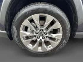 Toyota RAV4 (2024) thumbnail 8