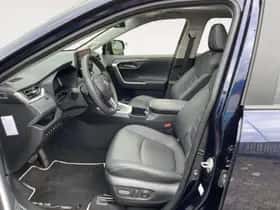 Toyota RAV4 (2024) thumbnail 9