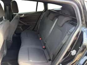 Ford Focus (2021) thumbnail 28