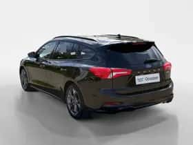 Ford Focus (2021) thumbnail 4
