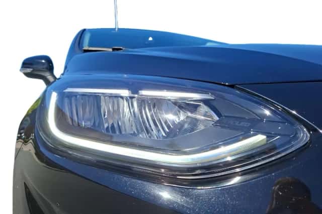 Ford Fiesta (2023) thumbnail 3