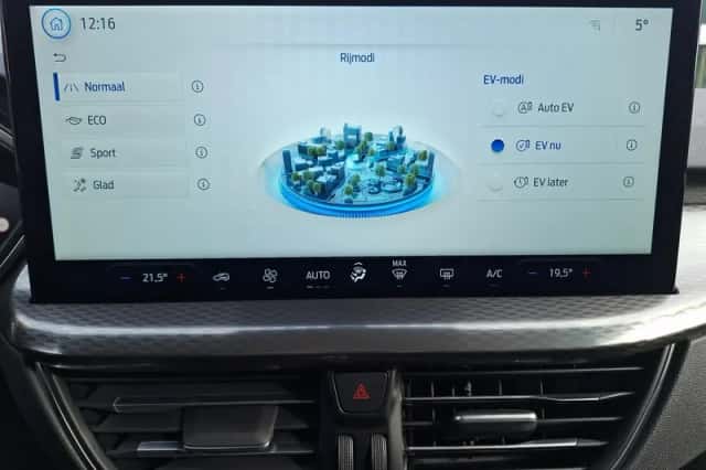 Ford Kuga (2026) thumbnail 41