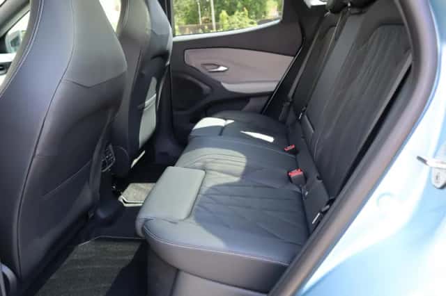 Ford Explorer (2026) thumbnail 14