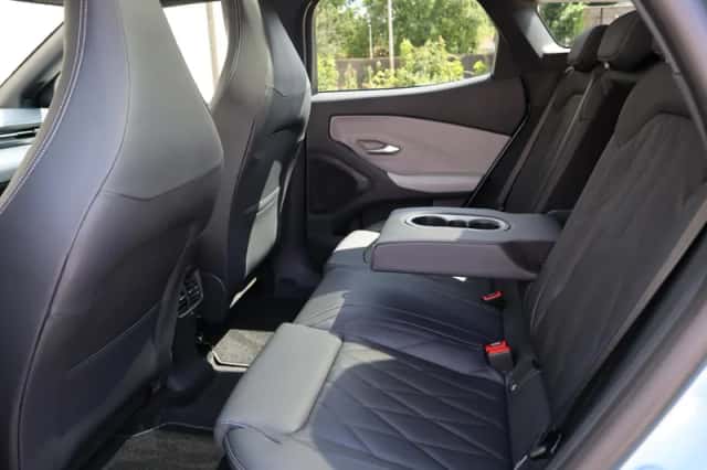 Ford Explorer (2026) thumbnail 15