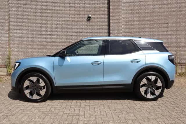 Ford Explorer (2026) thumbnail 5